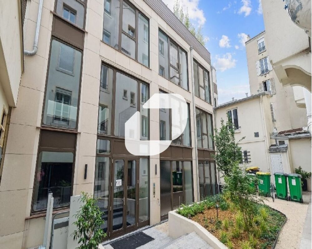 Local commercial 1082 m² · à Paris · 1 081,8 m² · 16 815 535 €