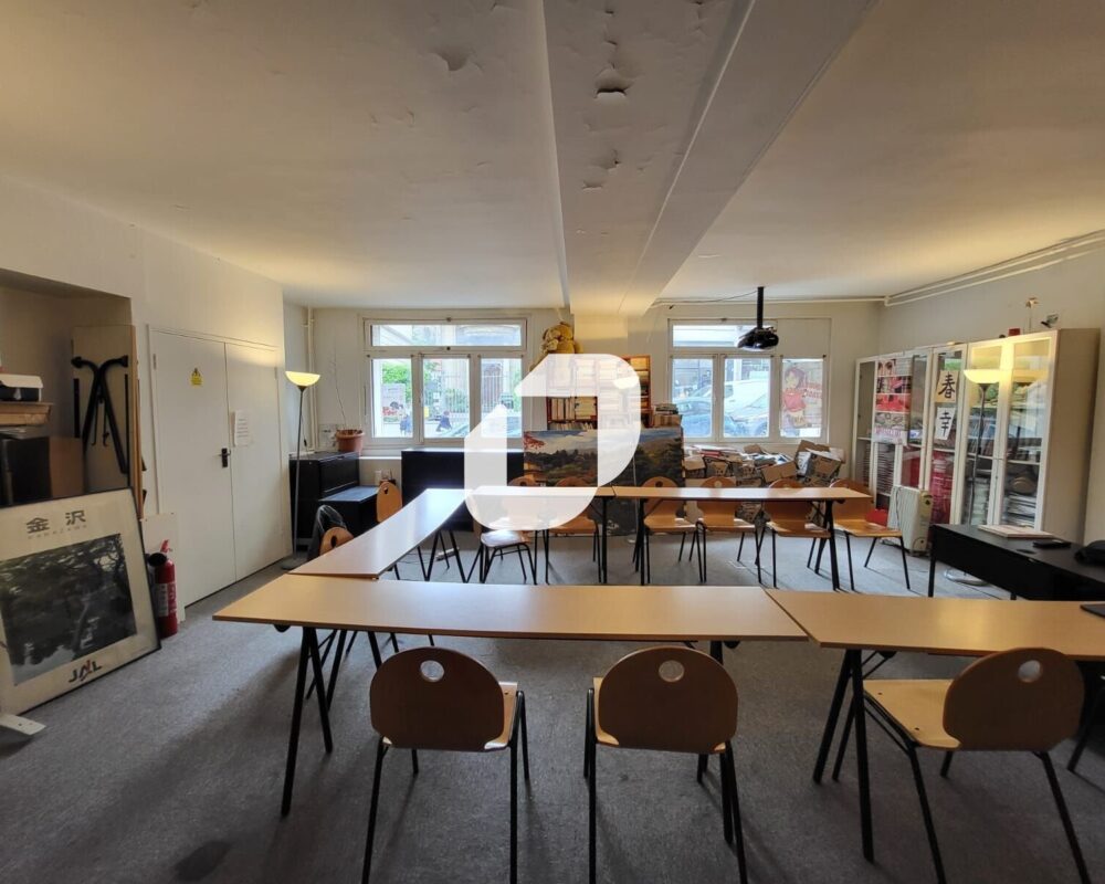 Local commercial 120 m² · à Paris · 120 m² · 5 200 €/mois