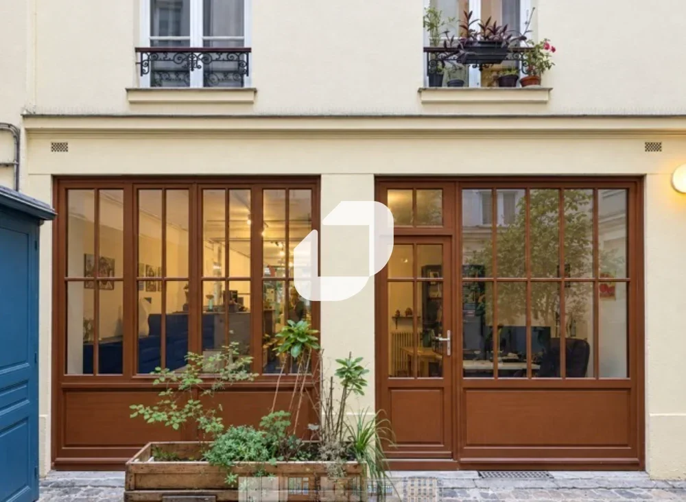 Local commercial 115 m² · à Paris · 115 m² · 533 €/mois