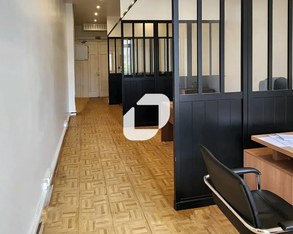 Local commercial 40 m² · à Paris · 40 m² · 2 200 €/mois